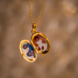 Oval Photo Locket Necklace
